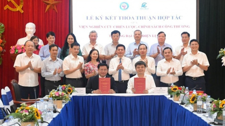 Trường Đại học Điện lực ký kết Thỏa thuận hợp tác với Viện Nghiên cứu chiến lược, chính sách Công Thương