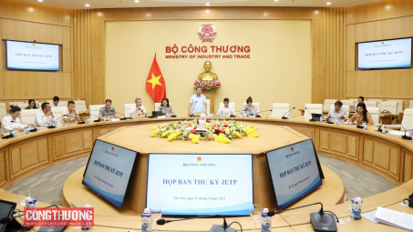 Huy động nguồn lực thực hiện chuyển đổi năng lượng công bằng, triển khai Nghị quyết số 70-NQ/TW