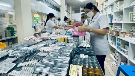 Hà Nội đẩy mạnh kiểm tra, giám sát công tác đảm bảo cung ứng và sử dụng thuốc tại các bệnh viện công lập