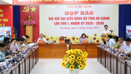 Tỉnh An Giang họp báo thông tin về công tác chuẩn bị Đại hội Đảng bộ lần thứ I