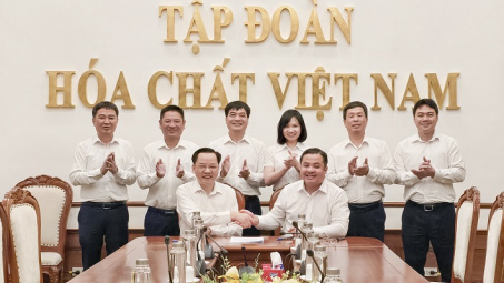 VINACHEM: Ký kết Quy chế phối hợp giữa Đảng ủy, Hội đồng thành viên và Tổng Giám đốc