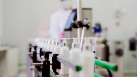 Cảnh báo an toàn: Hà Nội đình chỉ lưu hành, thu hồi 2 mỹ phẩm vi phạm