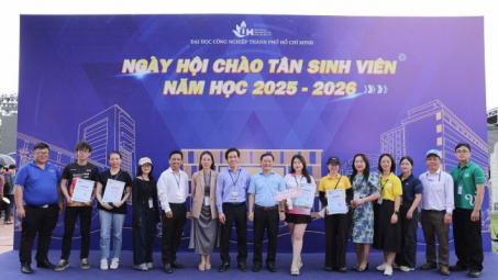 IUH: hơn 15.000 sinh viên tụ hội ngày hội Chào Tân sinh viên