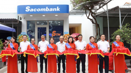 Sacombank mở rộng hệ thống máy giao dịch tự động STM phục vụ 24/7