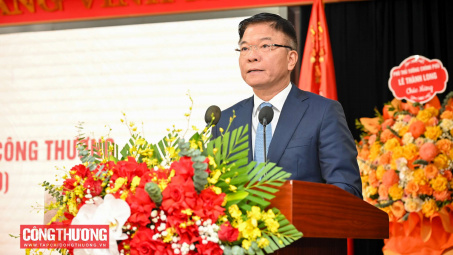 Phó Thủ tướng Lê Thành Long: Phát huy truyền thống Ngành Công Thương, thi đua đạt nhiều thành công mới