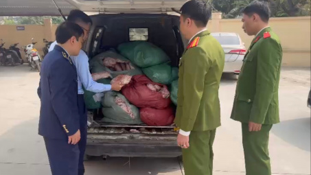 Ban Chỉ đạo 389 Hà Nội siết chặt kỷ cương thị trường trong công tác chống buôn lậu, hàng giả