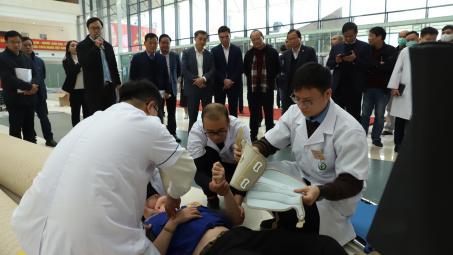 Hơn 300 cán bộ y tế phục vụ Đại hội Đại biểu toàn quốc lần thứ XIV của Đảng