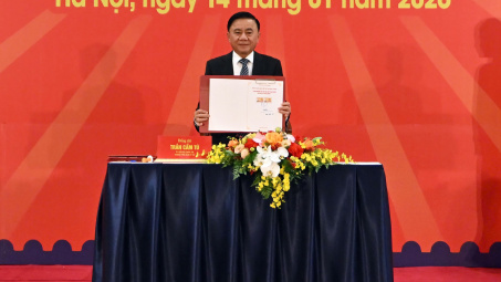 Phát hành đặc biệt bộ tem bưu chính chào mừng Đại hội XIV của Đảng