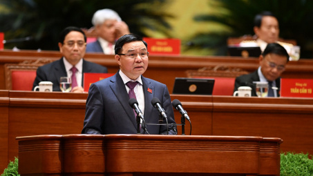 Phát triển công nghiệp và thương mại Việt Nam tự chủ, hiện đại hóa và hội nhập hiệu quả