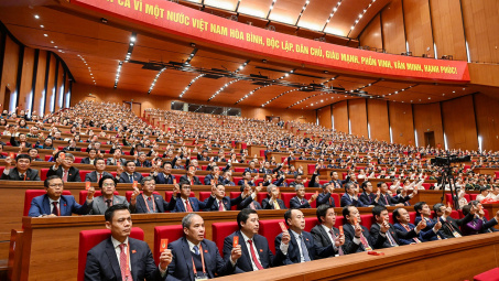 100% đại biểu biểu quyết thông qua Nghị quyết Đại hội đại biểu toàn quốc lần thứ XIV của Đảng