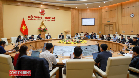 Đẩy mạnh cải cách thủ tục hành chính trong quản lý cấp phép hoạt động điện lực