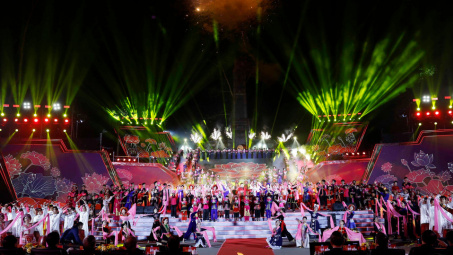 Lãnh đạo Đảng, Nhà nước dự Lễ kỷ niệm 85 năm Ngày Bác Hồ về nước trực tiếp lãnh đạo cách mạng Việt Nam