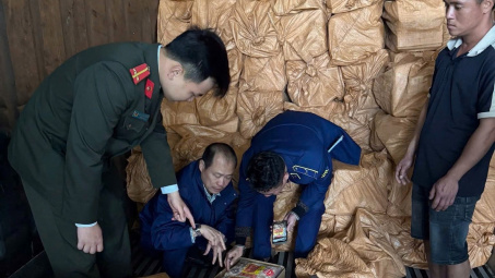 Hà Nội: Kịp thời ngăn chặn hơn 12 tấn thực phẩm bẩn trước khi tuồn ra thị trường Tết