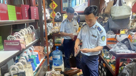 Phát hiện kinh doanh hàng giả tại Hội An, Quản lý thị trường Đà Nẵng xử phạt hơn 150 triệu đồng