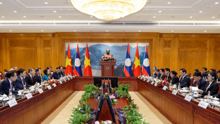 Bộ trưởng Lê Mạnh Hùng tháp tùng Thủ tướng Chính phủ thăm chính thức Lào và Campuchia, thúc đẩy hợp tác kinh tế, thương mại và năng lượng