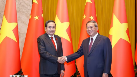 Chủ tịch Quốc hội Trần Thanh Mẫn hội kiến Thủ tướng Quốc vụ Viện Trung Quốc Lý Cường