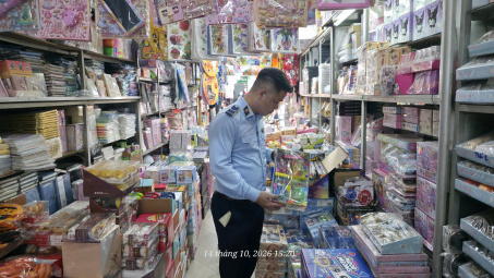 Hà Nội phát hiện 1.283 đồ chơi trẻ em không có hóa đơn, chứng từ