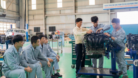 Phát triển nguồn nhân lực đáp ứng yêu cầu ESG tại Việt Nam: Vai trò của các trường đại học