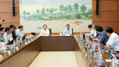Hoàn thiện pháp luật về đấu thầu nhằm tạo thuận lợi cho chủ đầu tư, đồng thời phòng ngừa tiêu cực, lãng phí
