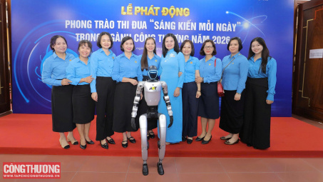 Robot AI tạo điểm nhấn tại Lễ phát động Phong trào thi đua “Sáng kiến mỗi ngày” trong ngành Công Thương năm 2026