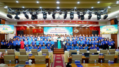 Đoàn Thanh niên EVN phát động Chương trình “1+2 Chủ động năng lượng - Lợi ích lâu dài” thúc đẩy phát triển điện mặt trời mái nhà