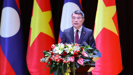 Hội nghị xúc tiến đầu tư Việt Nam - Lào: Thúc đẩy cụ thể hóa "gắn kết chiến lược" trong lĩnh vực kinh tế