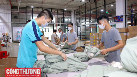 Kinh tế tư nhân phấn đấu tăng trưởng 2 con số: Thủ tướng Chính phủ giao nhiệm vụ cụ thể cho các Bộ, ngành, địa phương