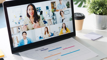 Trách nhiệm pháp lý và đạo đức trong việc sử dụng AI để tạo nội dung giáo dục trực tuyến