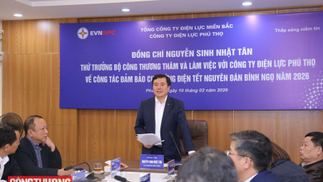 Thứ trưởng Nguyễn Sinh Nhật Tân kiểm tra công tác đảm bảo cung ứng điện tại Phú Thọ