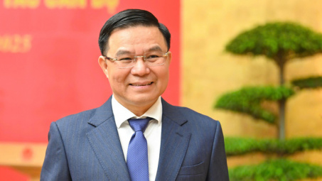 Quyền Bộ trưởng Lê Mạnh Hùng gửi thư chúc mừng năm mới tới các thế hệ cán bộ, công chức, viên chức, người lao động ngành Công Thương