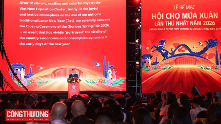 Thủ tướng Phạm Minh Chính: Chuyển đổi từ "ưu tiên" sang "tin yêu" và "tự hào" khi dùng hàng Việt Nam