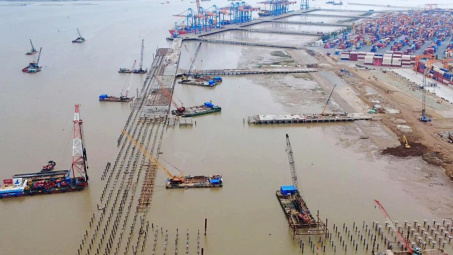 Tập trung giải quyết dứt điểm dứt điểm các dự án tồn đọng, chống lãng phí nguồn lực