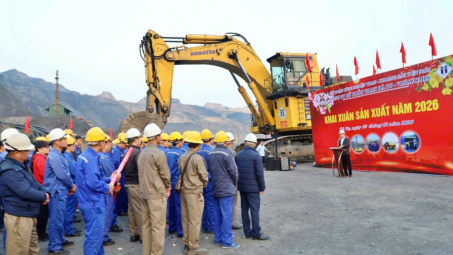 Than Hà Tu: Sôi nổi phát động lễ ra quân sản xuất đầu Xuân Bính Ngọ