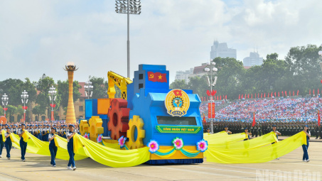 Tăng cường sự lãnh đạo của Đảng đối với công tác giáo dục chính trị, tư tưởng, pháp luật cho công nhân trong tình hình mới