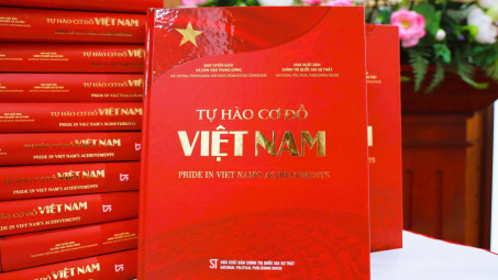 Ra mắt cuốn sách “Tự hào cơ đồ Việt Nam”