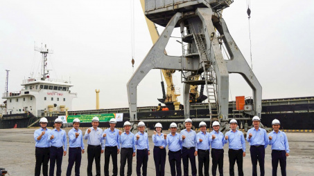 Phân bón Miền Nam - Xuất khẩu 5.000 tấn NPK, mừng Đảng mừng Xuân năm 2026