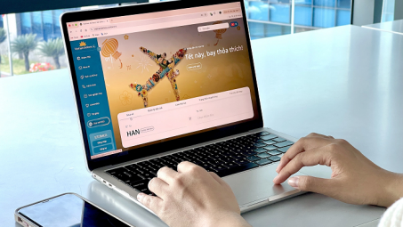 Vietnam Airlines ra mắt website mới mở “cửa ngõ số” trong hành trình 5 sao
