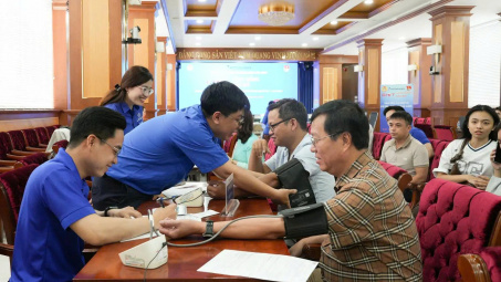 Petrolimex Sài Gòn nêu cao nghĩa cử hiến máu cứu người