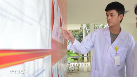 Cử tri trẻ háo hức, vinh dự mong chờ được thực hiện quyền và nghĩa vụ công dân