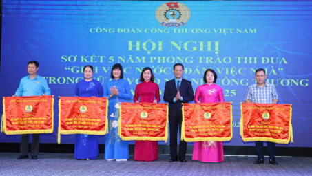 Lan tỏa sức mạnh nữ công ngành Công Thương từ phong trào “Giỏi việc nước, đảm việc nhà”