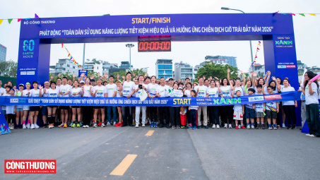 Hơn 2.000 người tham dự Lễ phát động và Giải chạy hưởng ứng "Toàn dân sử dụng năng lượng tiết kiệm hiệu quả và hưởng ứng Chiến dịch Giờ Trái đất năm 2026"