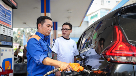 Kết luận của Bộ Chính trị về bảo đảm nguồn cung, giá nhiên liệu trong tình hình mới