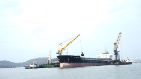 TKV tăng cường công tác quản lý, vận hành kho cảng hiệu quả