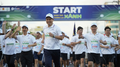 Các đơn vị EVNSPC sôi nổi hưởng ứng Chiến dịch Giờ Trái đất 2026