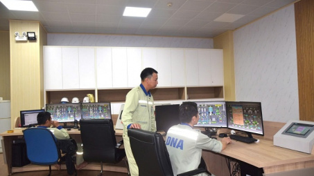 Người giữ lửa Phân xưởng Nhiệt điện tại Công ty Nhôm Đắk Nông