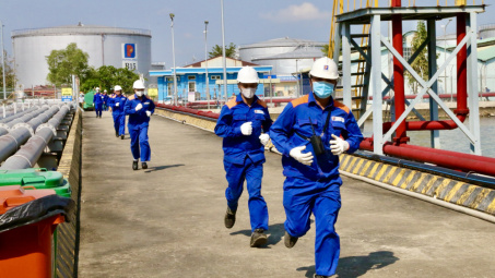 Tổng kho Xăng dầu Nhà Bè: Nâng cao kỹ năng ứng phó sự cố tràn dầu Quý I/2026