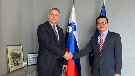 Slovenia sẵn sàng hợp tác, hỗ trợ Việt Nam trong lĩnh vực điện hạt nhân