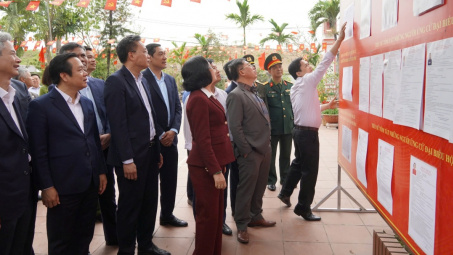 Bảo đảm mọi cử tri đều được tiếp cận đầy đủ thông tin, thực hiện quyền và nghĩa vụ công dân