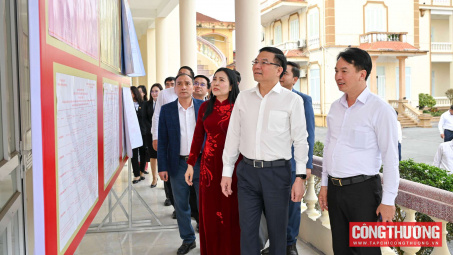 Cử tri xã Thanh Hà, Hải Phòng nhất trí cao với Chương trình hành động của các ứng cử viên đại biểu Quốc hội