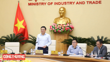 Kết luận của Quyền Bộ trưởng Lê Mạnh Hùng tại cuộc họp Ban Chỉ đạo phát triển văn hóa công vụ ngành Công Thương